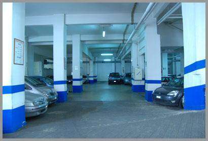 parcheggio a roma per moto, auto e furgoni